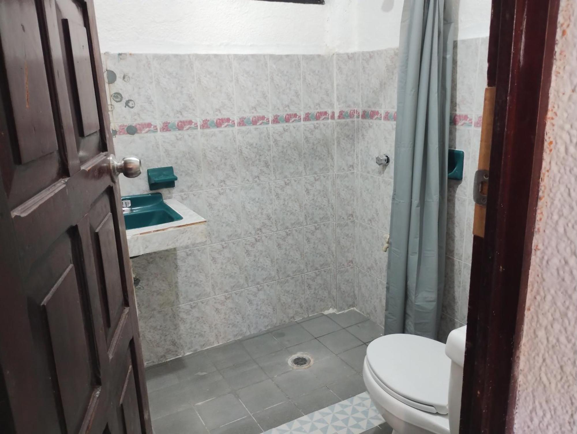 Casa De Huespedes Los Santos Cancún Eksteriør billede